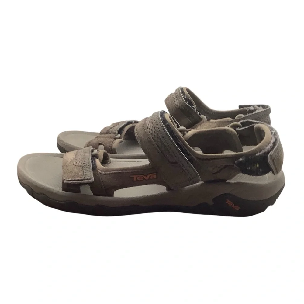 Teva‎ Men’s Tan Sandals size 8